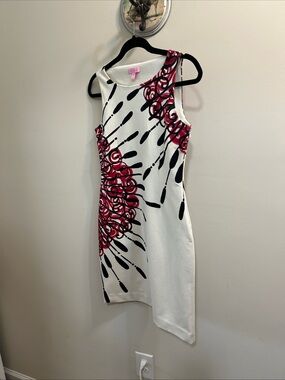 Lilly Pulitzer White Sleeveless Dress with Red & Black Graphic Burst Size XS
